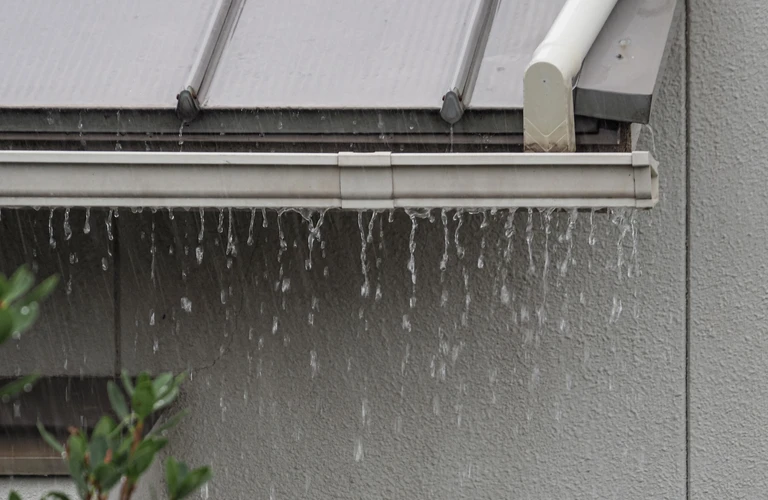 雨樋の不具合はもう我慢しない！安心のリフォームサービスで解決しよう